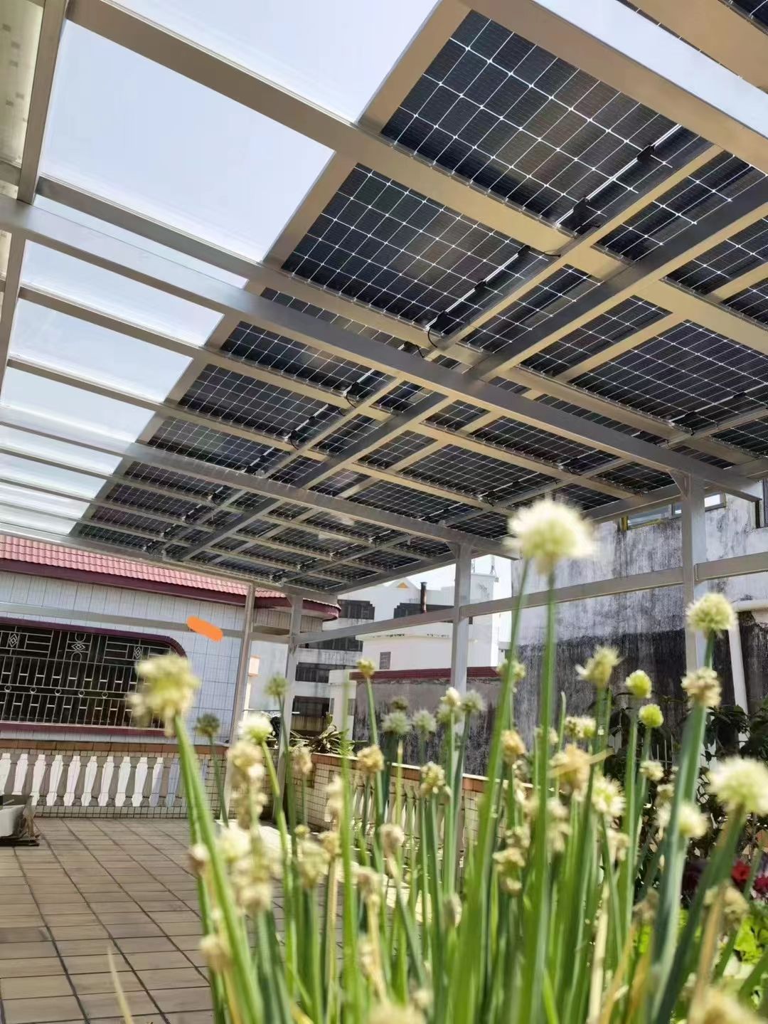 大同别墅家用屋顶太阳能发电系统安装